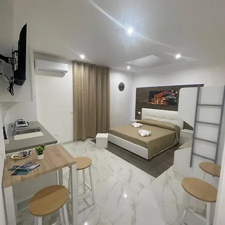 招待所 A Quel Paese 罗索利尼